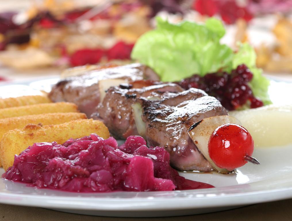 Gasthof Zur Post ฮินเทอร์ริซ ภายนอก รูปภาพ